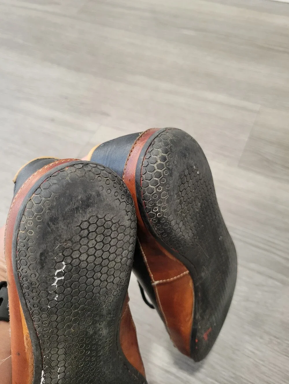 Vivobarefoot Black and Brown Minimalist Timeless Leather shoes Size 8